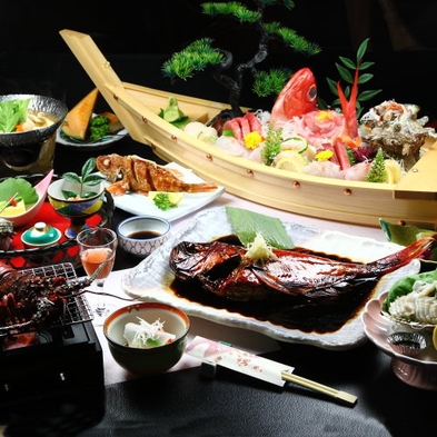【グルメプラン】お一人様に伊勢海老１本・あわび１枚付！選べる静岡県産金目鯛、和牛ステーキ、舟盛り付！
